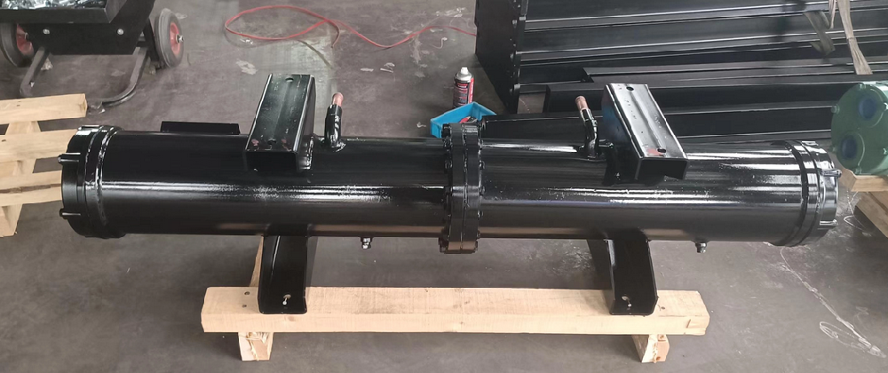 Shell and tube condenser